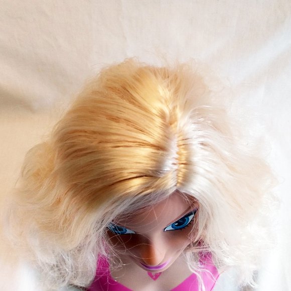 2011-2013 Mattel Barbie Styling Head and Accessories-Platinum Blond-7" - Picture 5 of 11